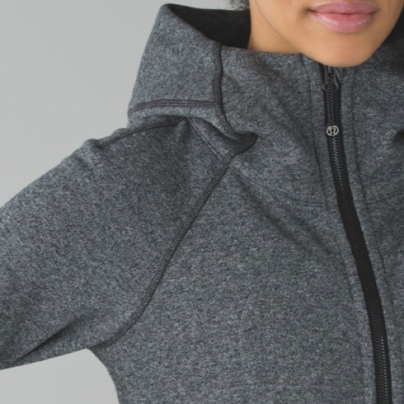 Lululemon Scuba Hoodie III - Picture 6 of 9